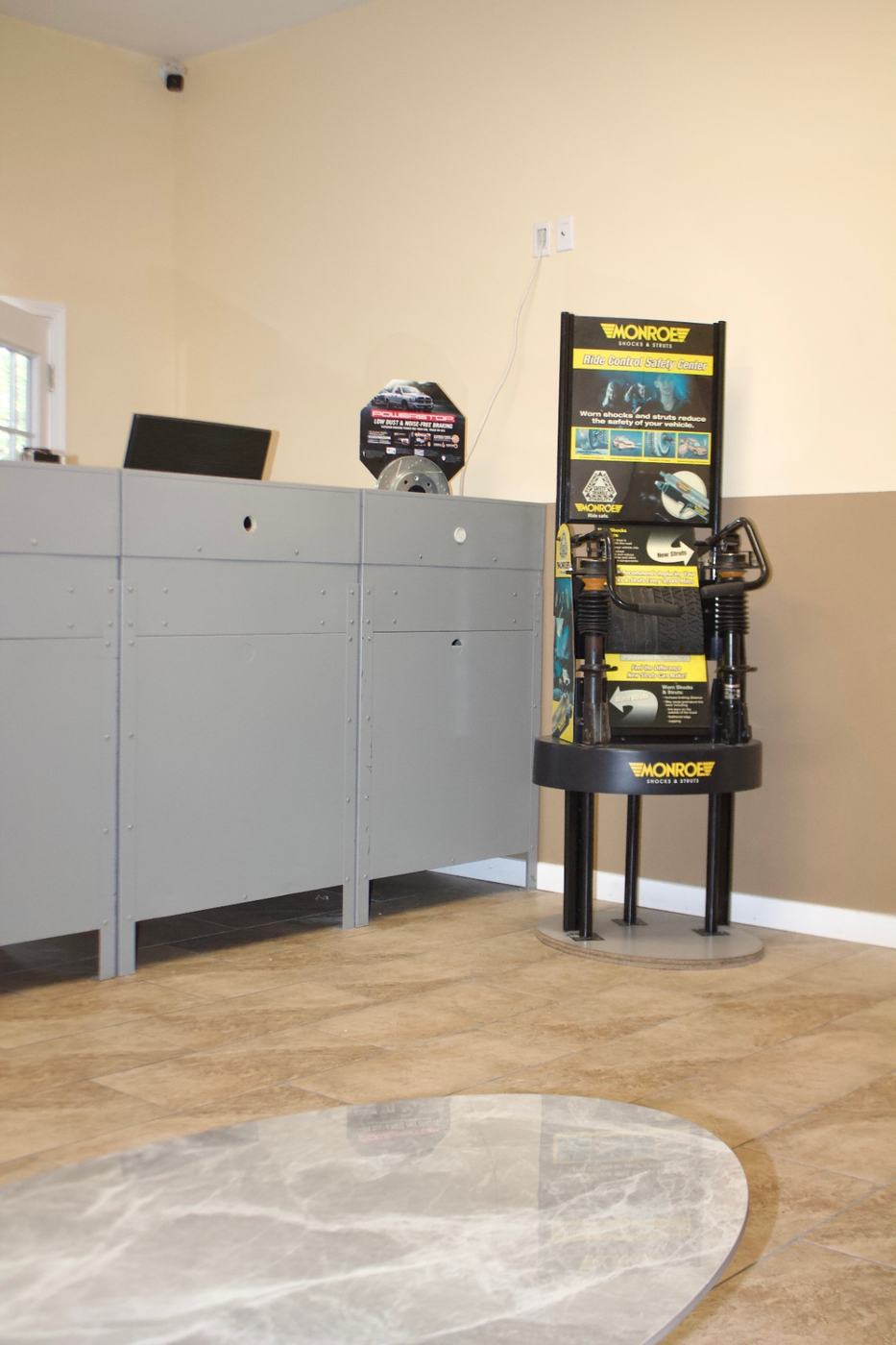 Front desk and parts display inside Auto Pro Services in Nashville, TN